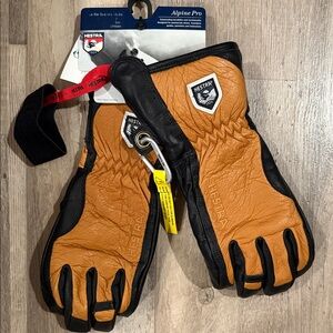 Hestra Black and Tan Leather Furano Swisswool Gloves